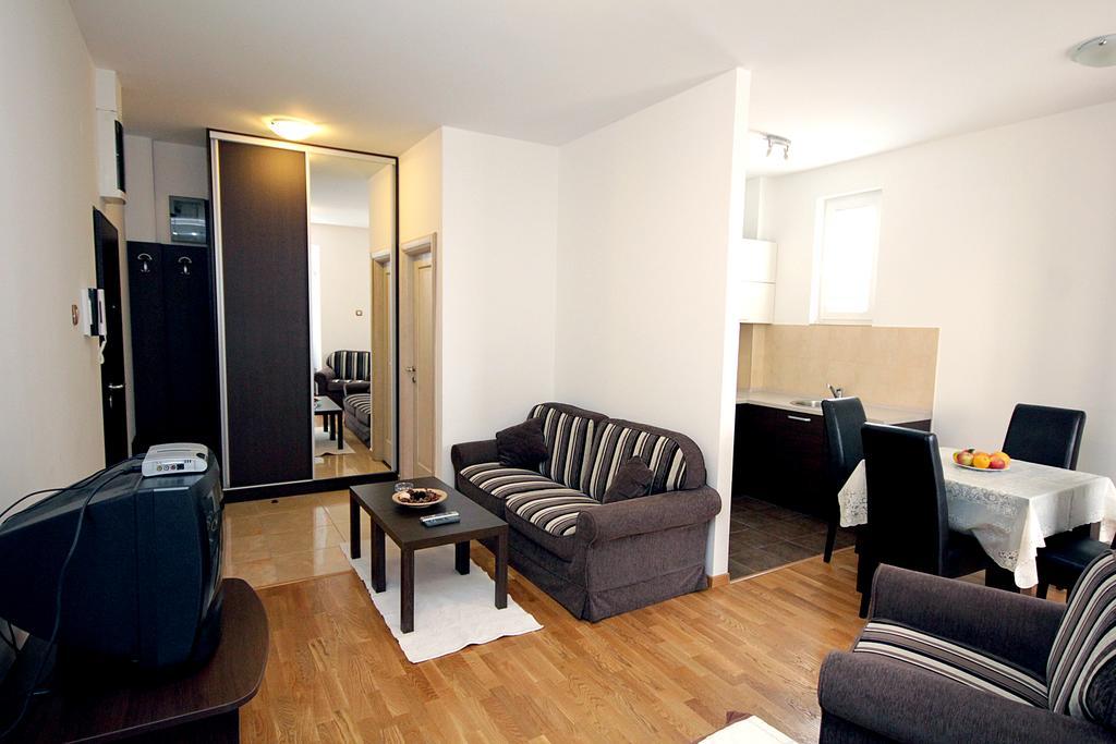 Apartments Draskovic Mirista Petrovac Екстериор снимка